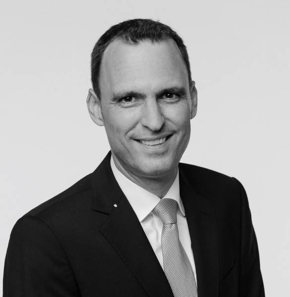 Dr. Andreas Bootz